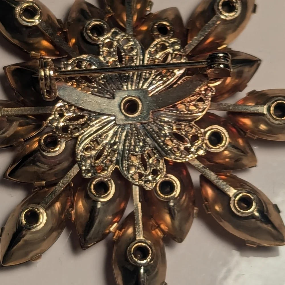 Vintage Brooch Goldtone Amber Pin Brown Floral 2.25